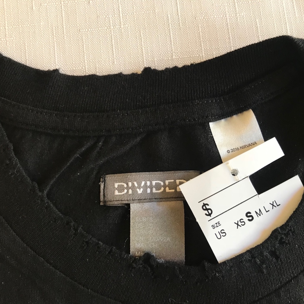 Licensed & Authentic NIRVANA T-Shirts S, M NWT - Picture 2 of 3